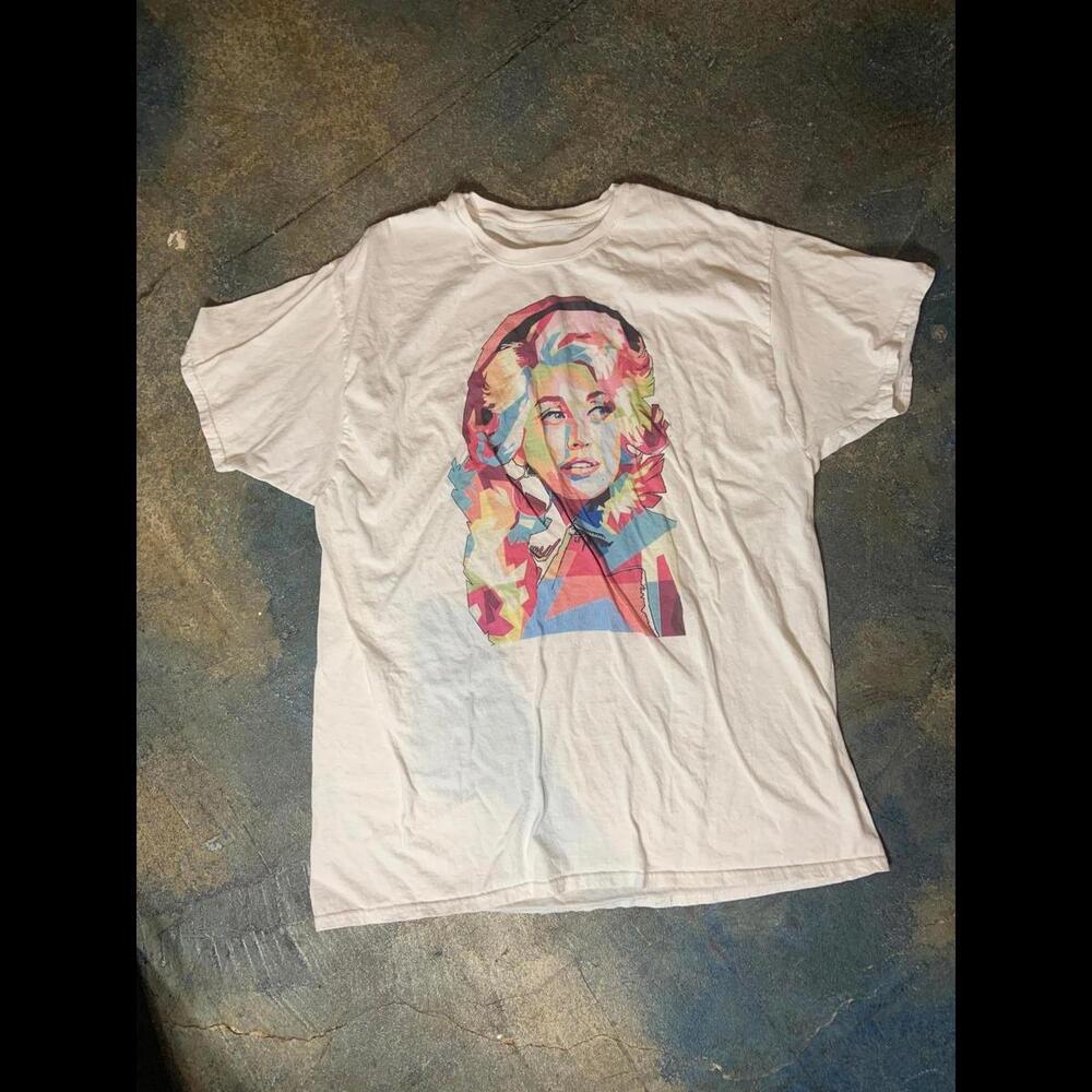 Dolly Parton PreOwned White XXL Shirt - Picture 2 of 3
